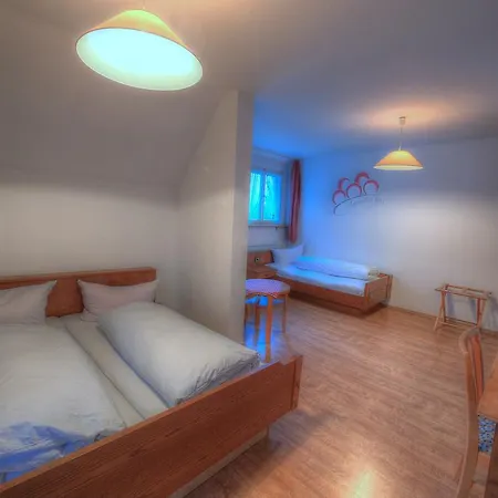 Lenzkircher Hof Konukevi 3*